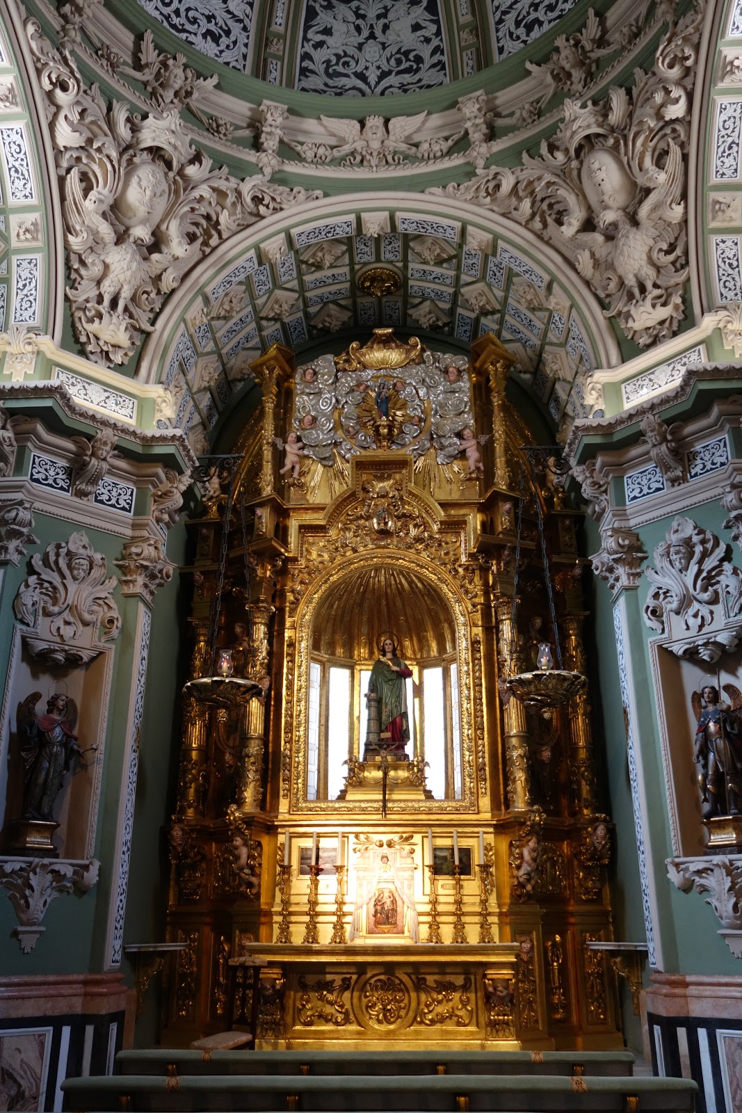 La iglesia de San Juan del Hospital de Valencia