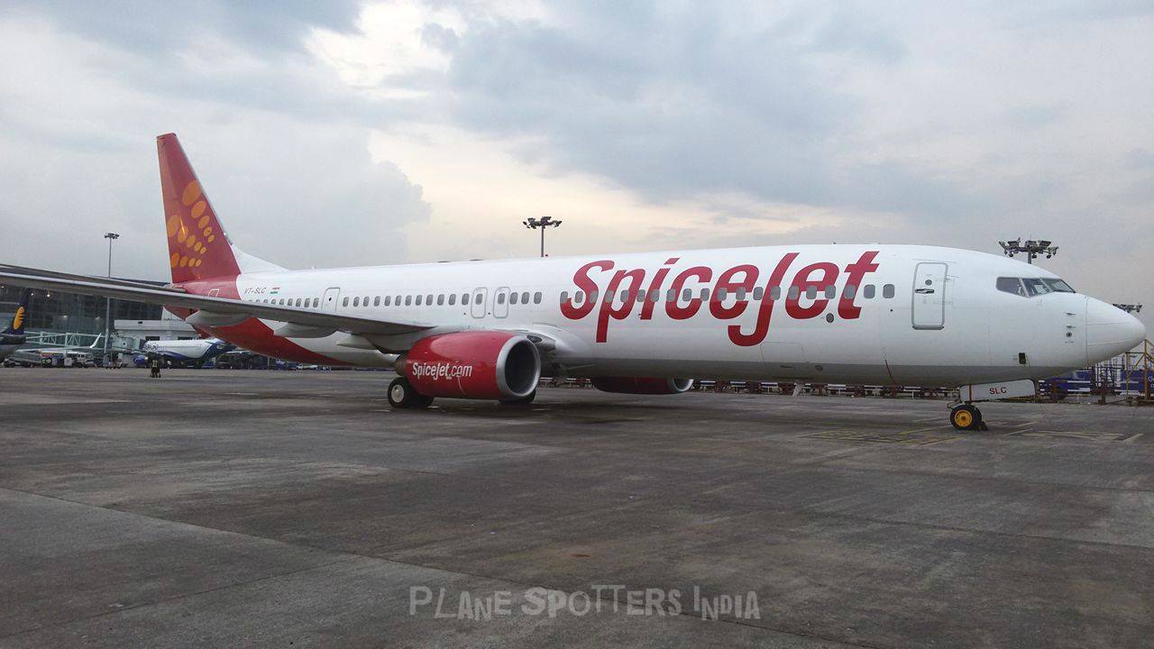 Spicejet Plane SpiceJet — Wikipédia Spicejet's fleet consists