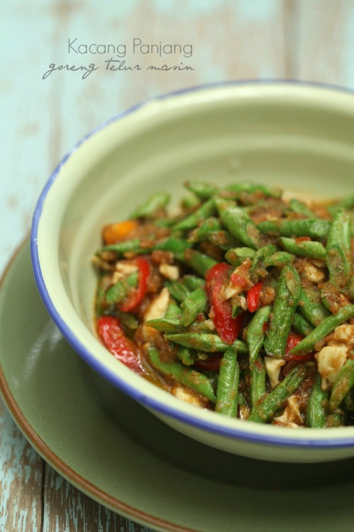 Masam manis: Tumis Kacang Panjang Telur Masin