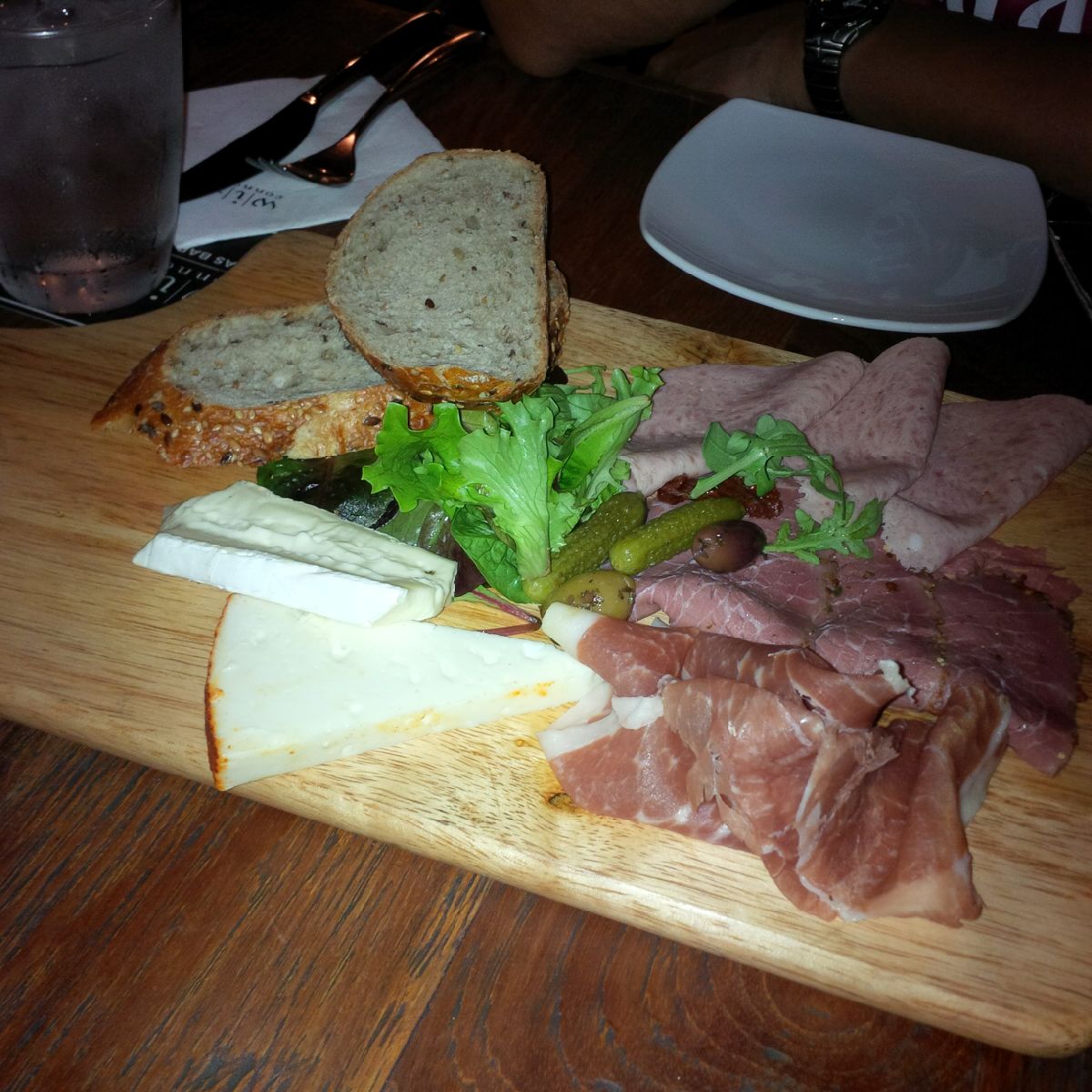 TheArcticStar's Tales Chilling Out at The Wine Connection Robertson Quay