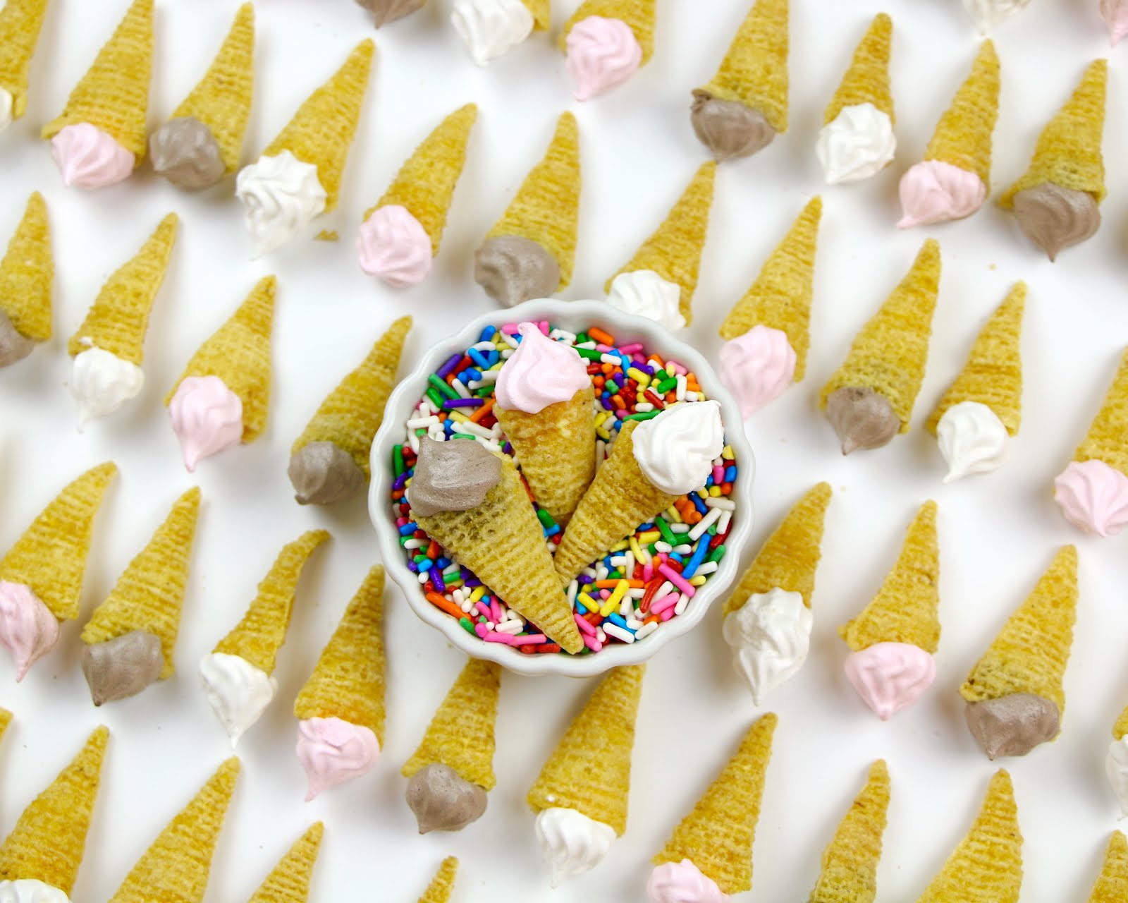 {VIDEO} Mini Bugle Ice Cream Cone Meringues The Lindsay Ann