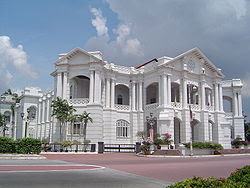 Ispirasi Istana Melayu