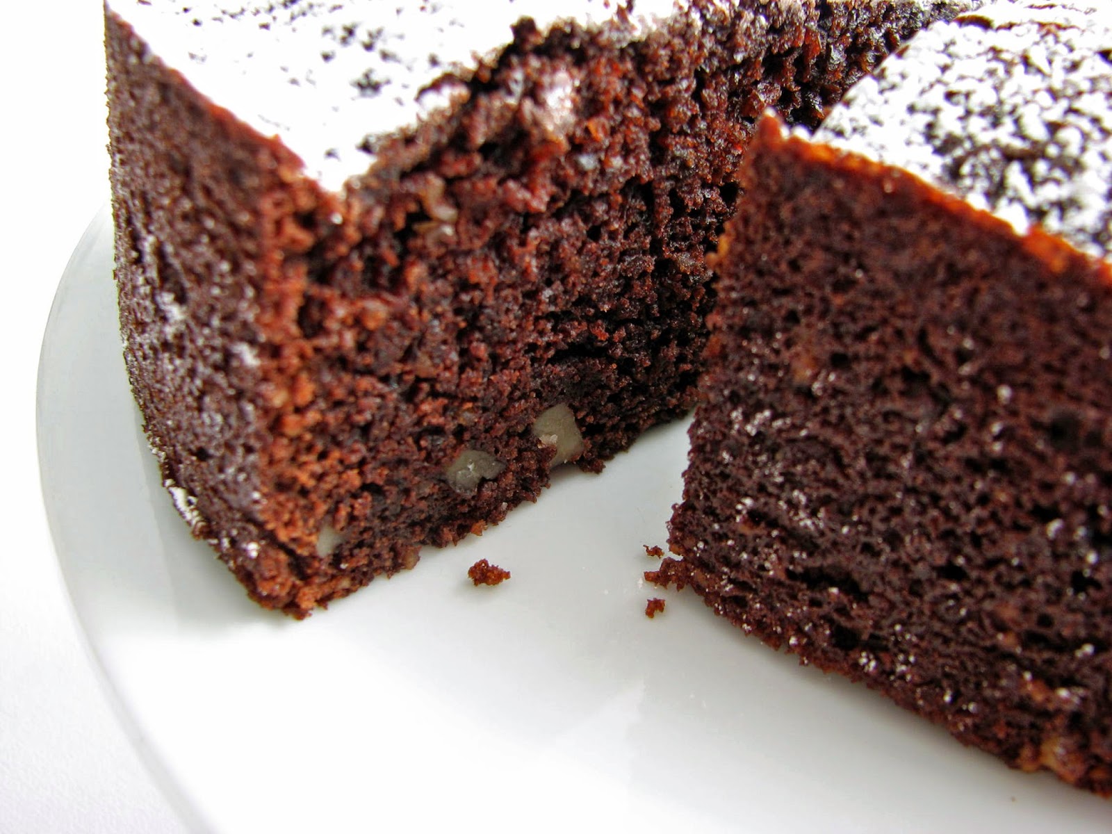 :pastry studio: Chocolate Cranberry Walnut Cake