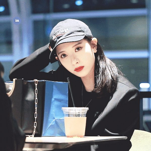 우주소녀 보나 웃을때 갭차이