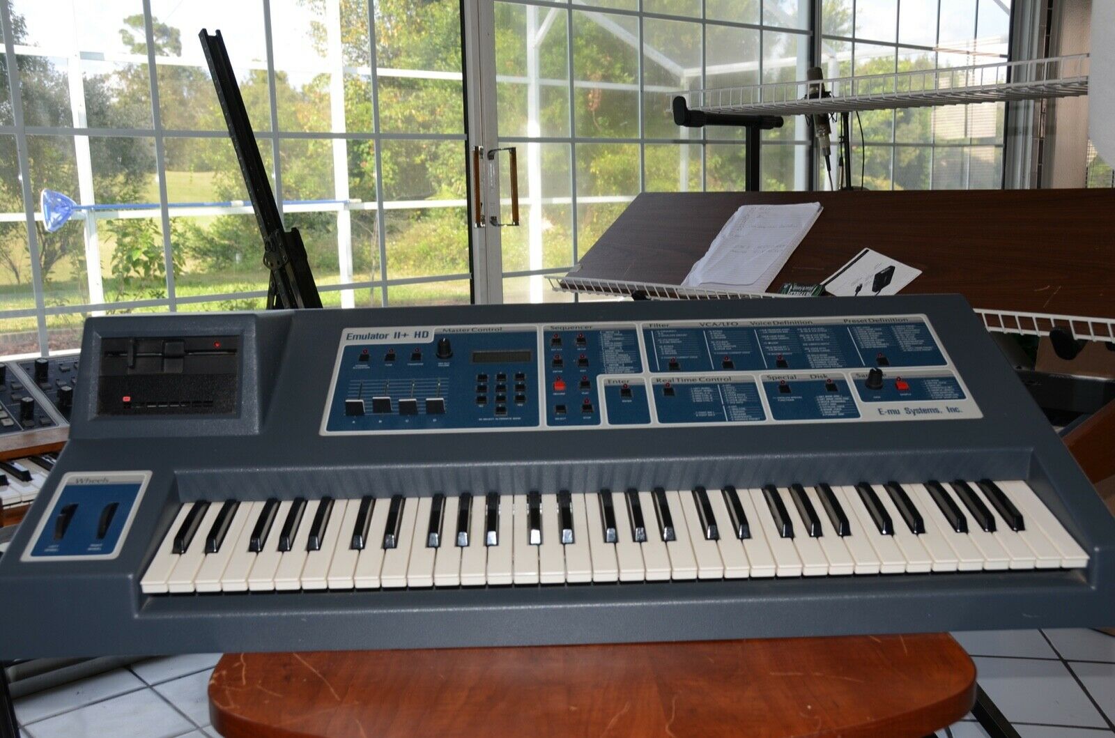 эмулятор синтезатора на компьютер. E-mu emulator. эмулятор синтезатора на компьютер. Bass moog vst. синтезатор пианино.