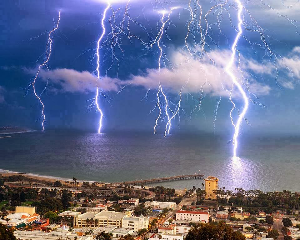 Alluring Lightning Storm Ventura California
