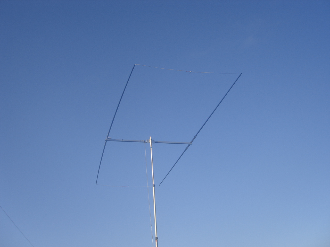 The Morse Sagas 17M Moxon Antenna