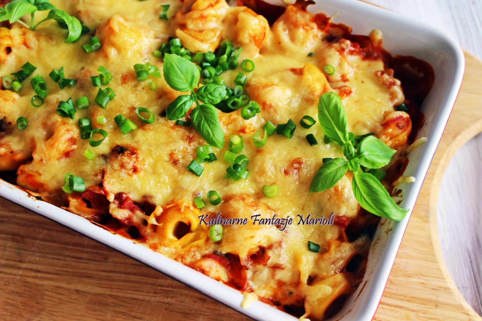 TORTELLINI W SOSIE POMIDOROWYM ZAPIEKANE Z SEREM Kulinarne Fantazje