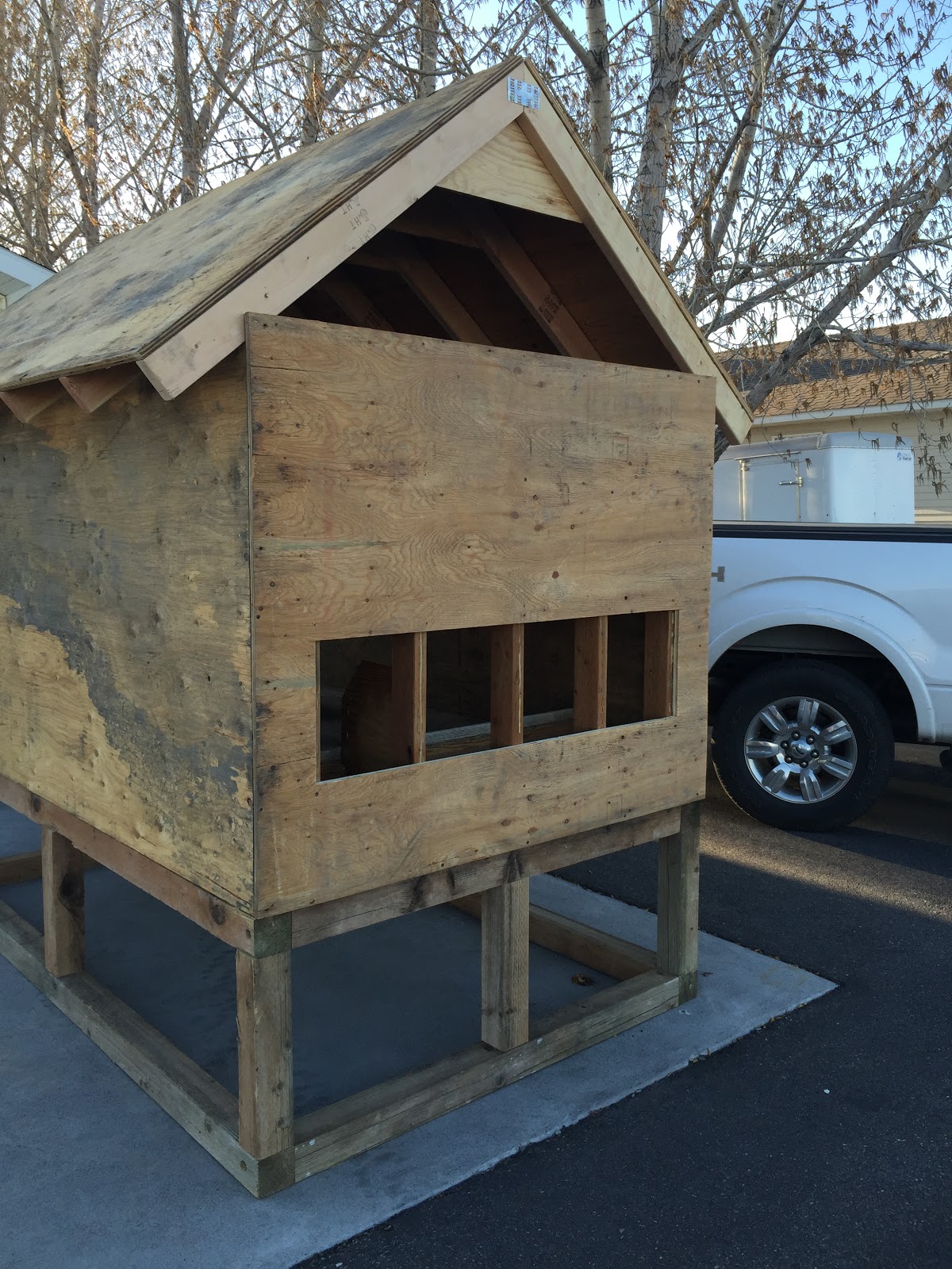 How to Build a Chicken Coop From Pallets A Vision to Remember All Things Handmade Blog How to