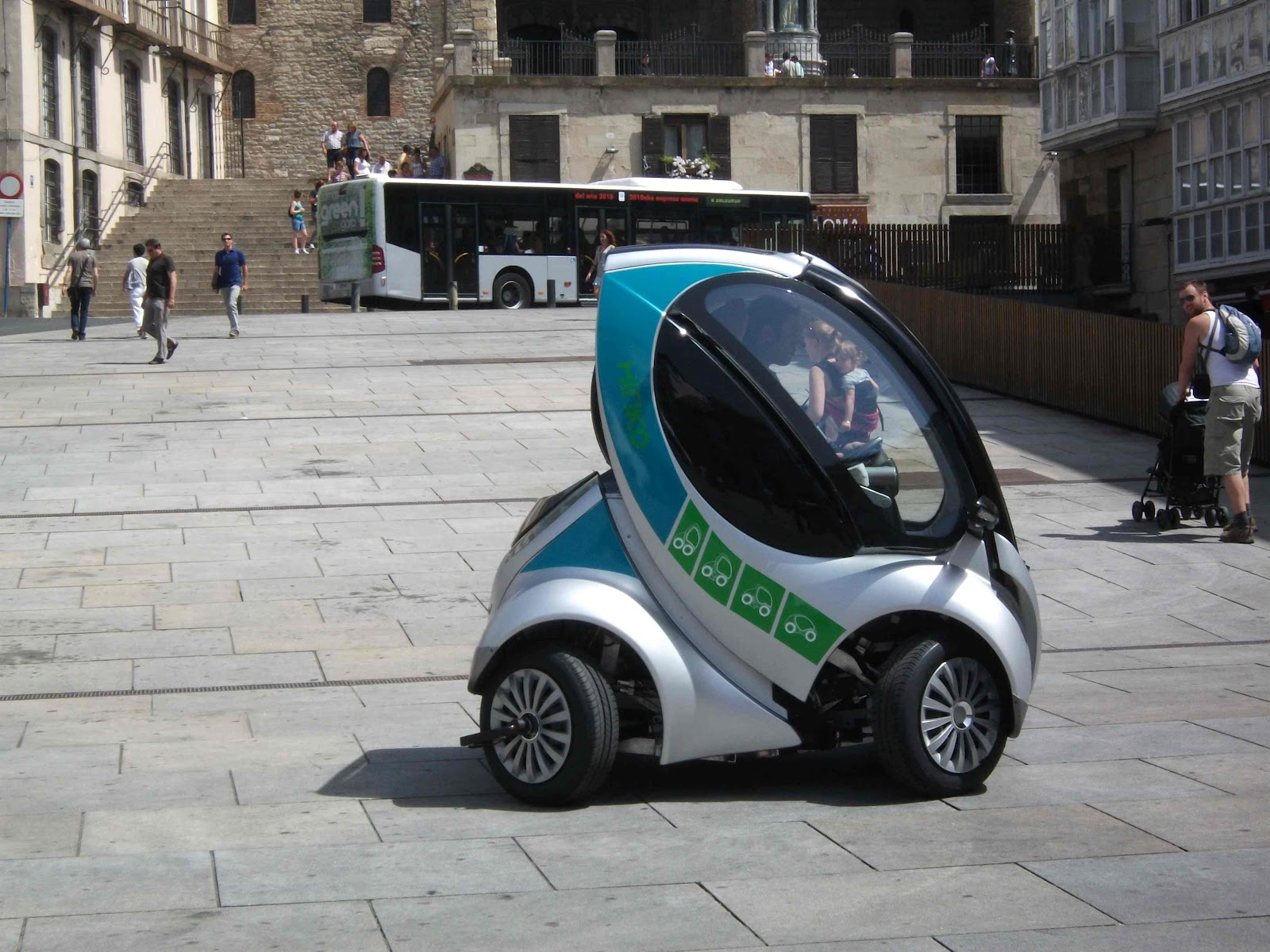Hiriko citycar ev