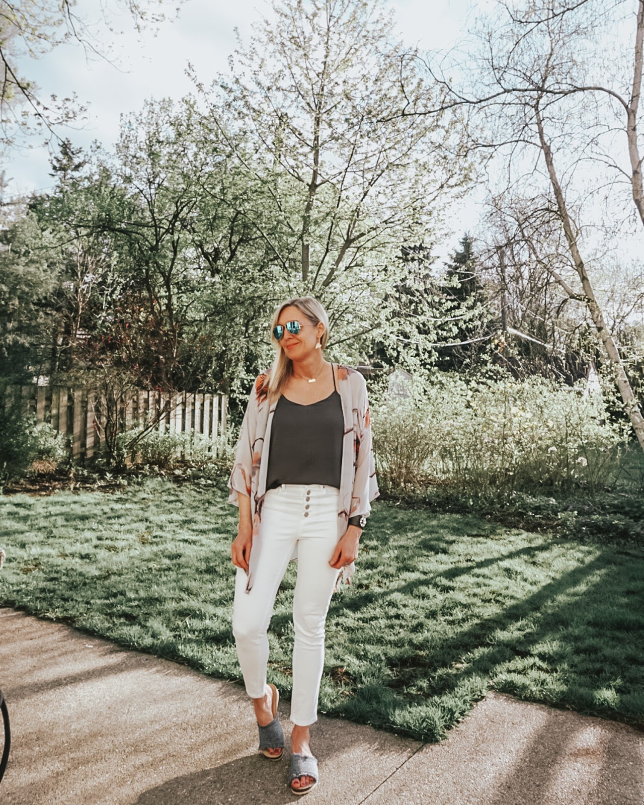 Summer Basics: White Denim + Chambray Slides - Doused in Pink