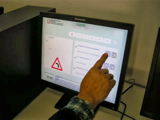 Come faccio a sapere quanti errori ho fatto all'esame della patente?