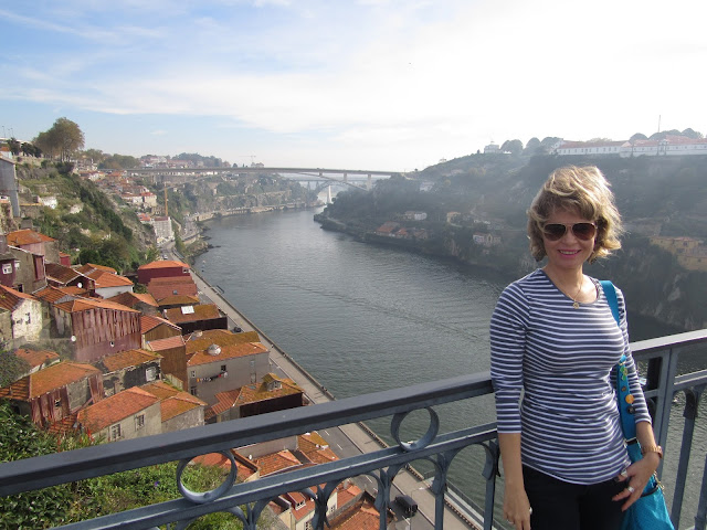 Na Ponte de D. Luís I: Porto à direita e Vila Nova de Gaia à direita Ponte de D. Luís I - que ver em Porto, Portugal.