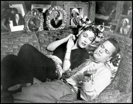 Gloria Swanson y William Holden en El crepúsculo de los dioses (Billy Wilder, 1950)