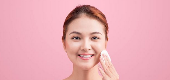 Here are 4 Amazing Benefits of Using Nivea Micellar Water Oil Control