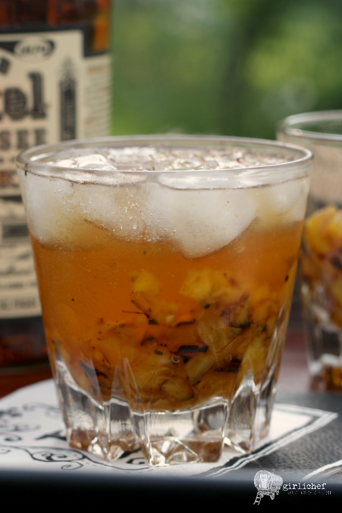 Grilled Pineapple Whisky Smash