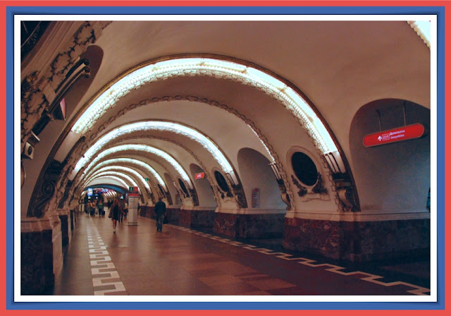 Estación de metro de Ploschad' Vosstaniya