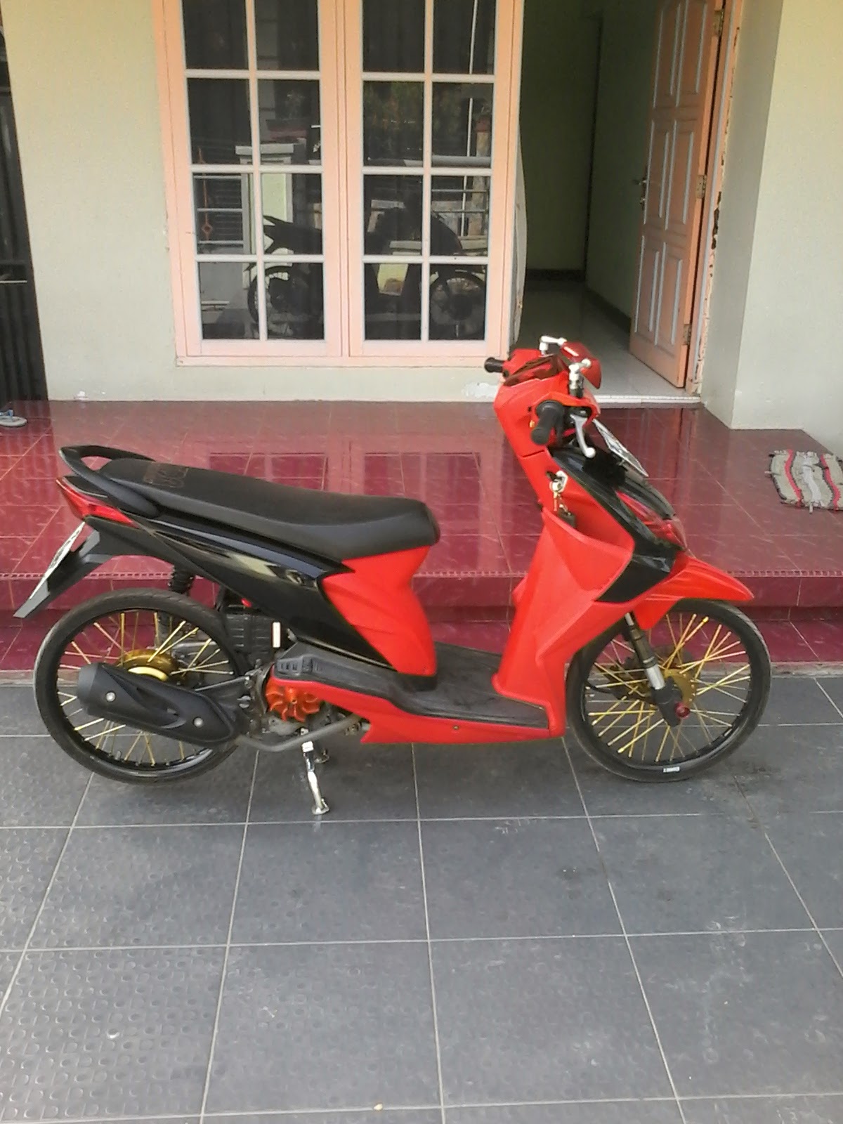 Honda Beat Modifikasi velg 17 | FOR