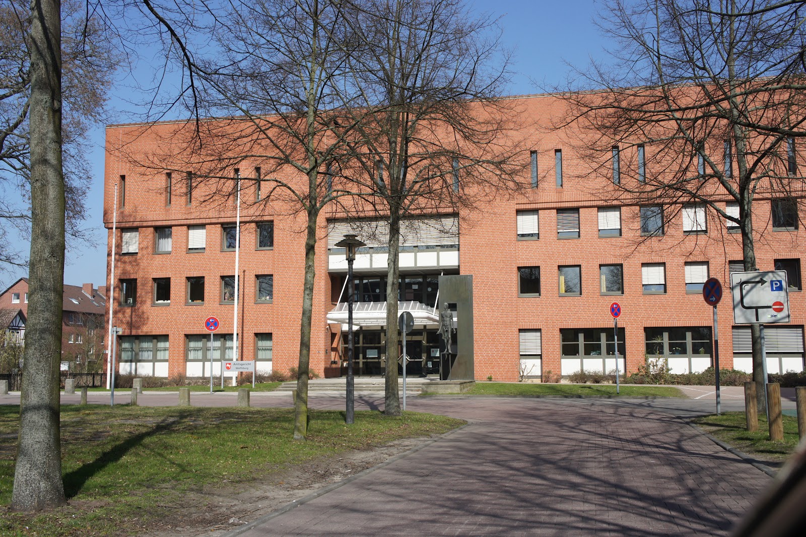 Strafprozesse und andere AltUngereimtheiten Das Amtsgericht Wolfsburg