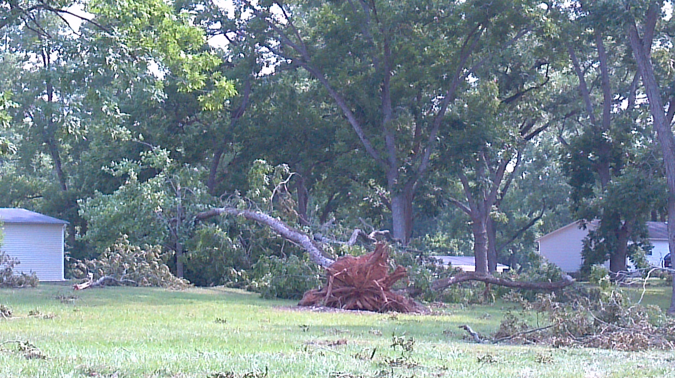 Southwest Storm Reports Storm damage east of Cairo
