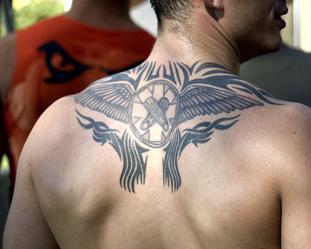 tattoos art Asas nas costas Fotos de tatuagens para servir de inspira 231 227 o
