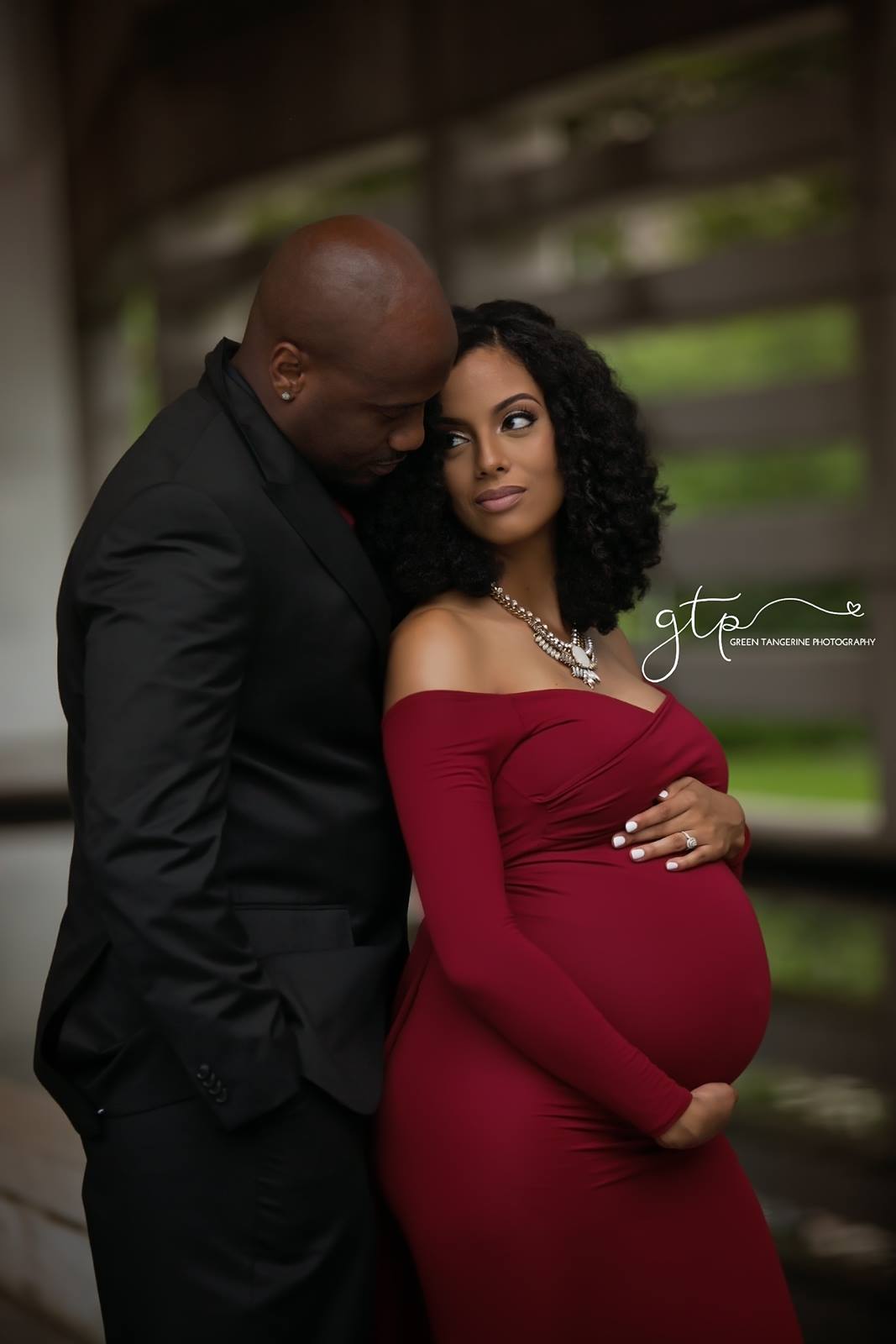 How to Style Your Fall Maternity Photo Shoot Sew Trendy Fashion and