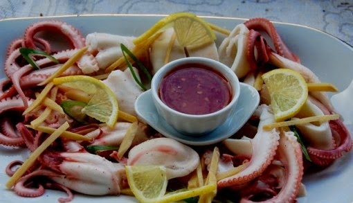 3 Vietnamese Delicious Octopus Street food in Saigon1