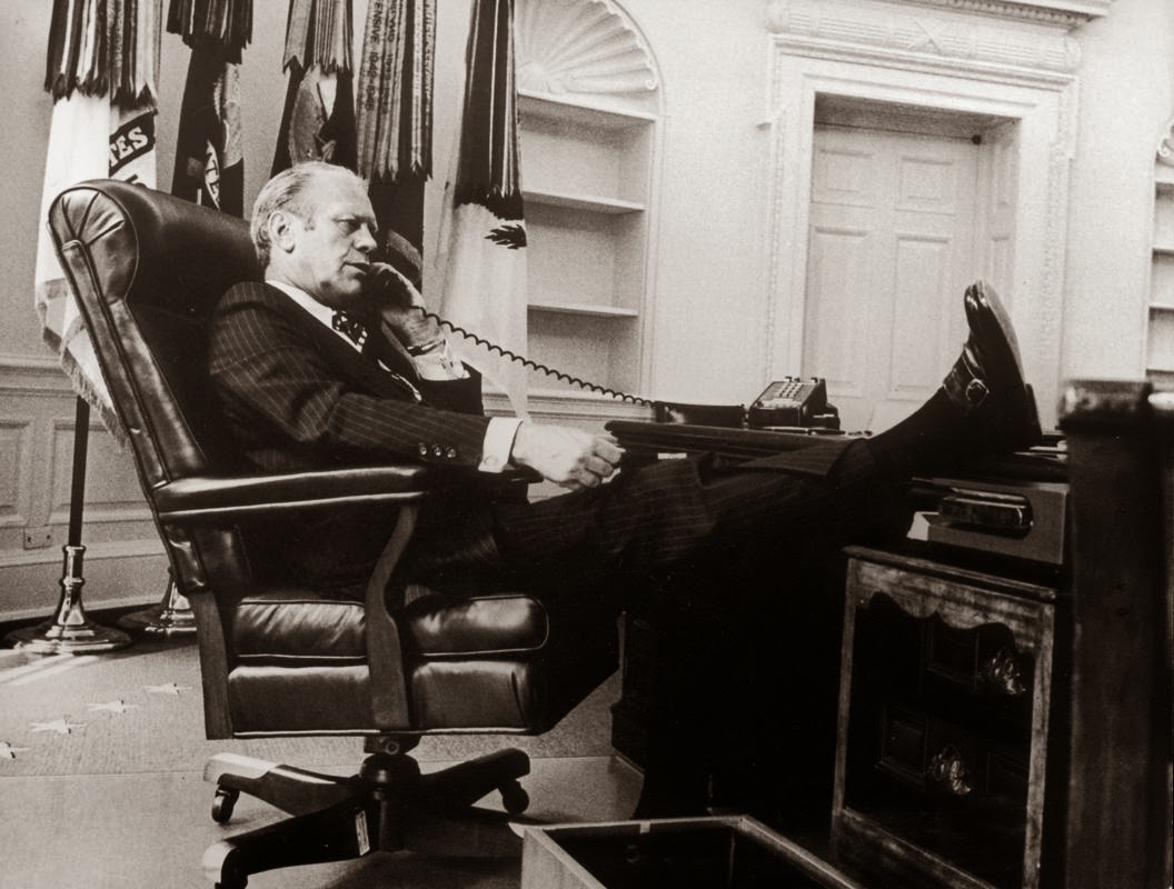 Old Photos of U.S Presidential Phone Calls ~ vintage everyday