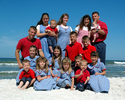 Gil and Kelly Bates family beach vacation, 2016