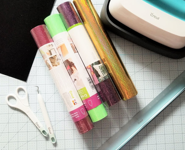 Momma Bear Drawstring Bag with Ironon Vinyl Sew Simple Home