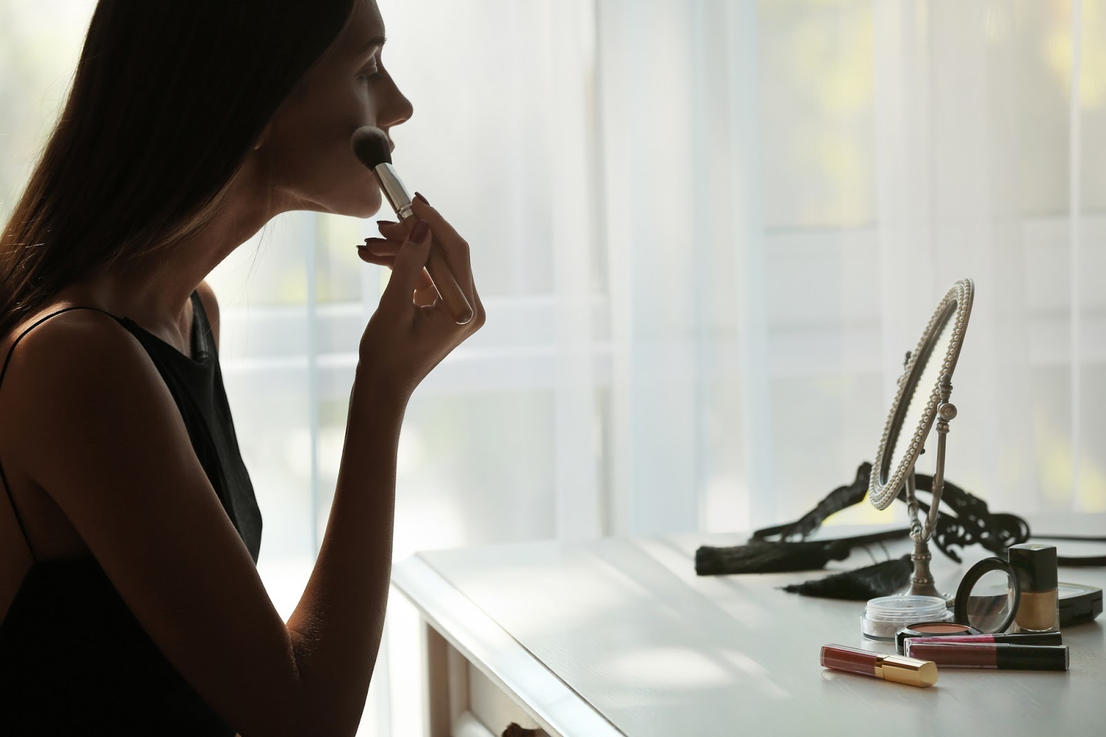 Don't Try These Makeup Hacks Don't Try These Makeup Hacks