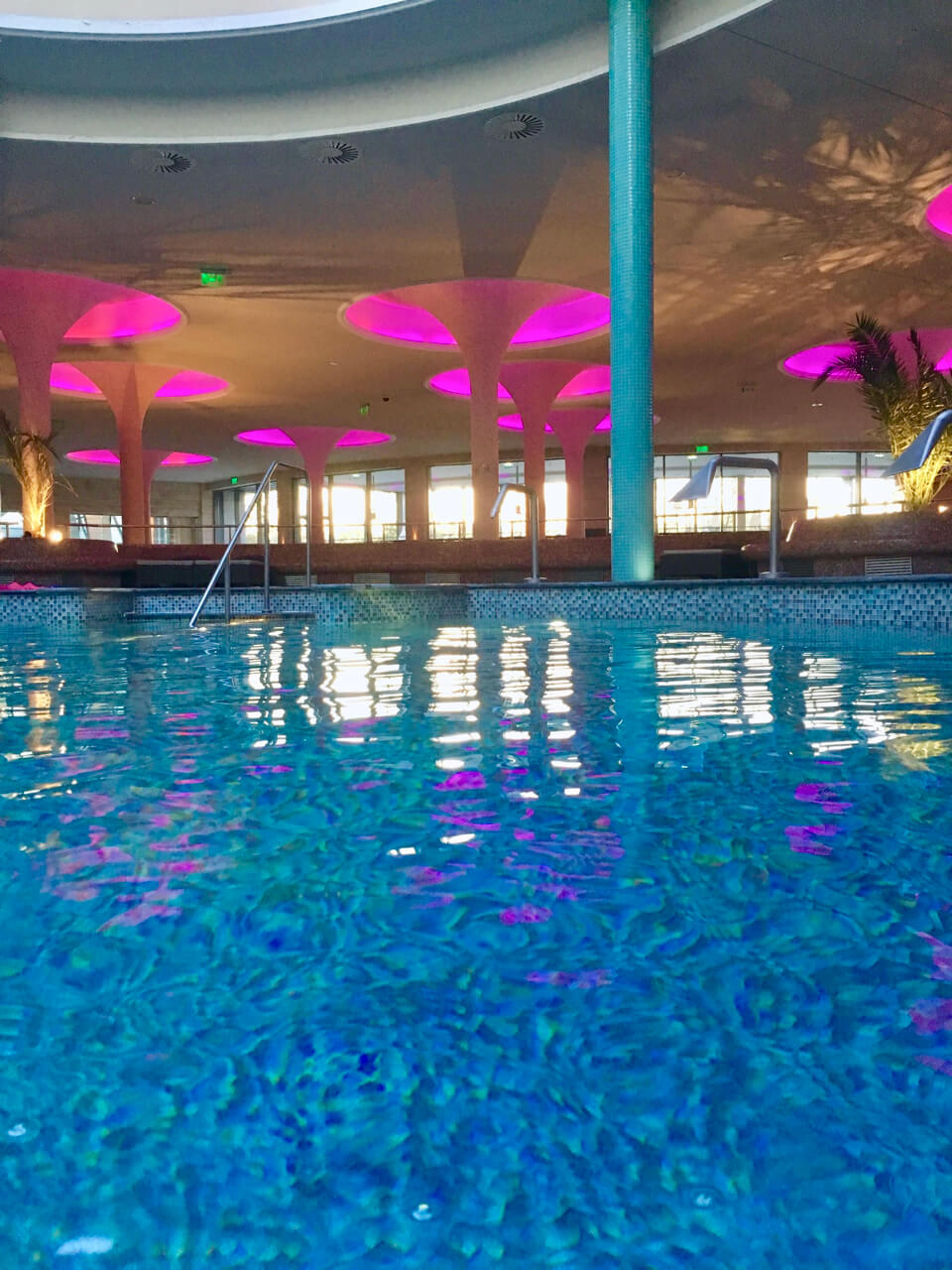 HOME OF HAPPY SPIRIT HOTEL THERMAL