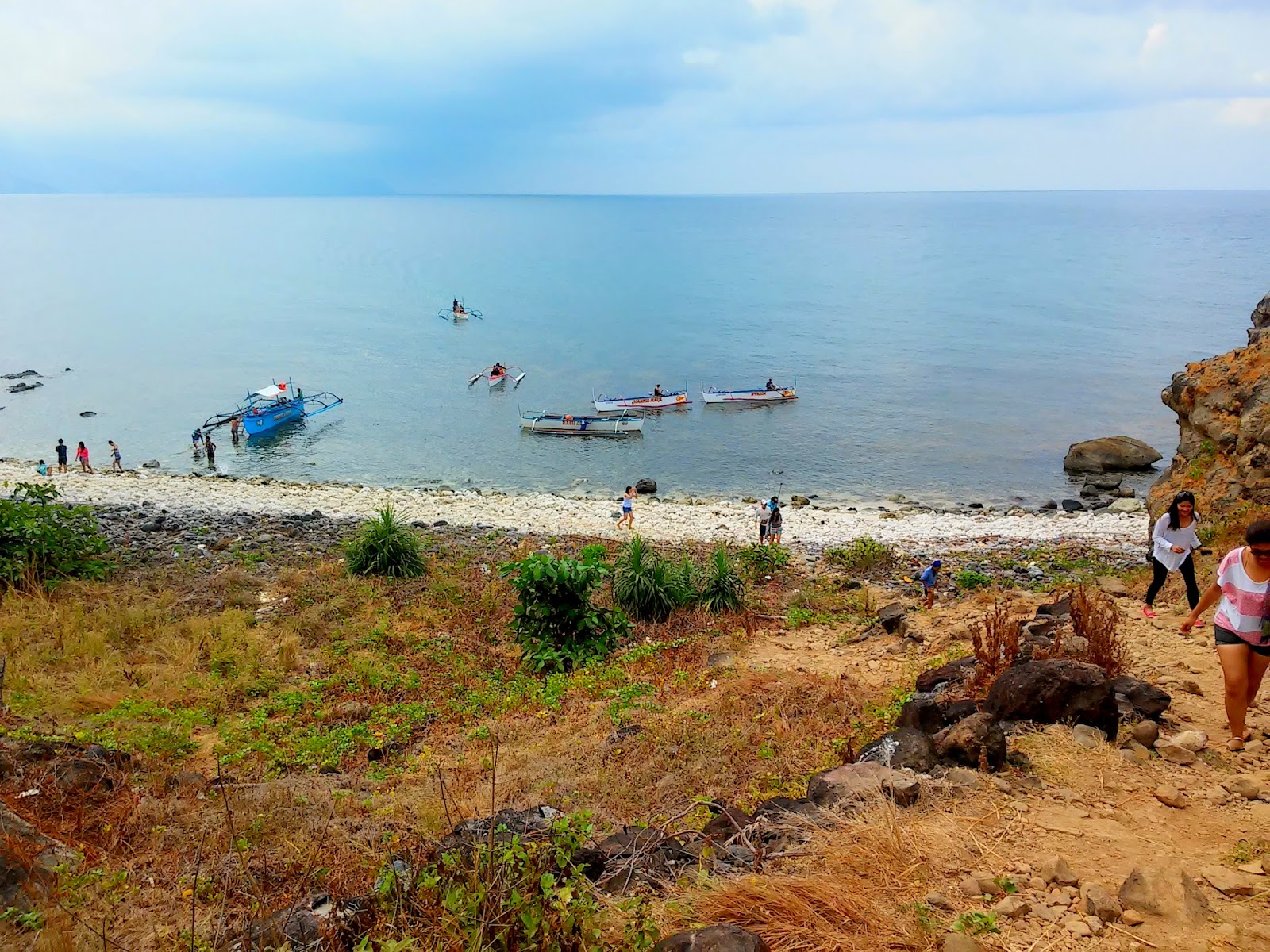Capones Island, Zambales moredantravels