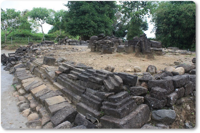 Warna Info Blog: Candi Gunungsari - Magelang