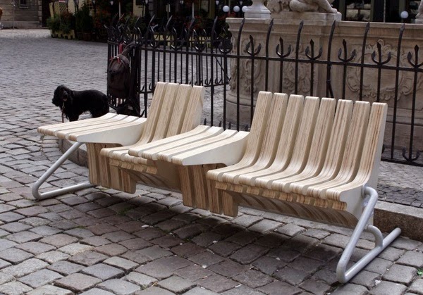 Coffee Bench, a convertible furniture