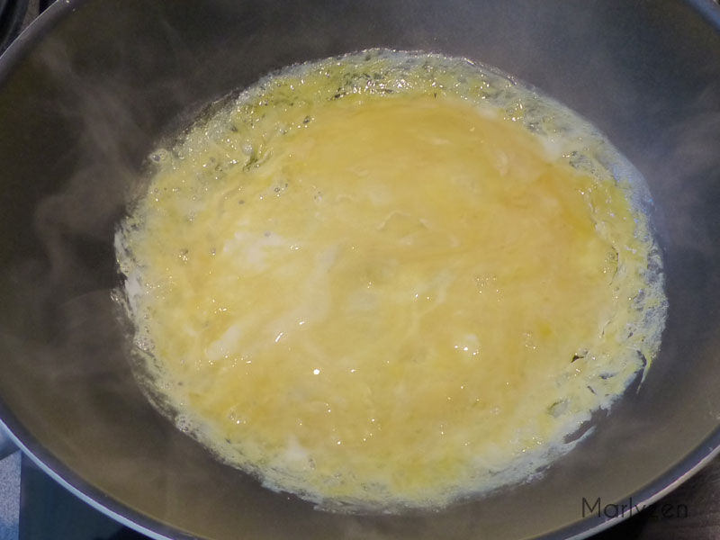 Faites une omelette.