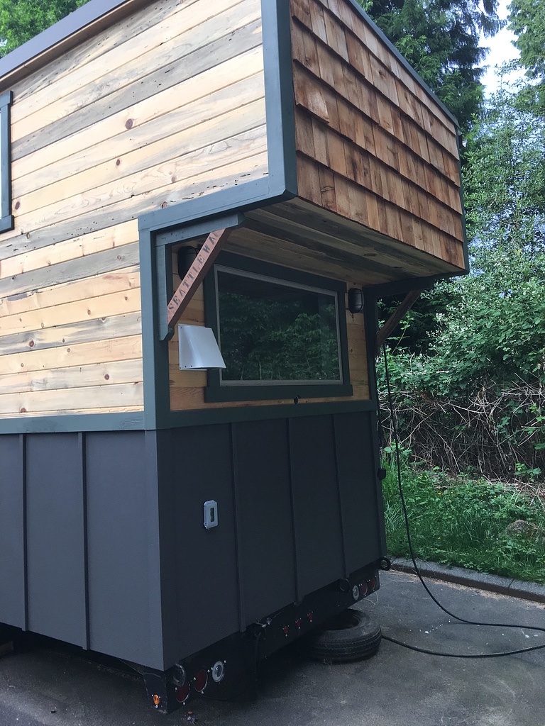 Custom Vancouver Tiny House (320 Sq Ft) [ TINY HOUSE TOWN ]