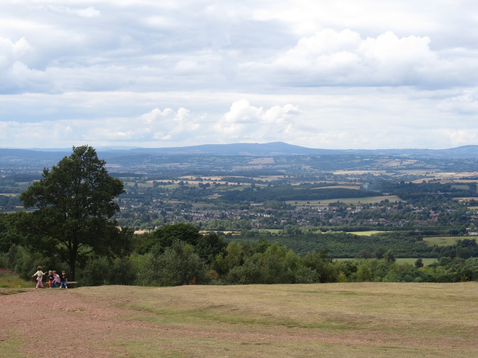Dobbinland Clent Hills