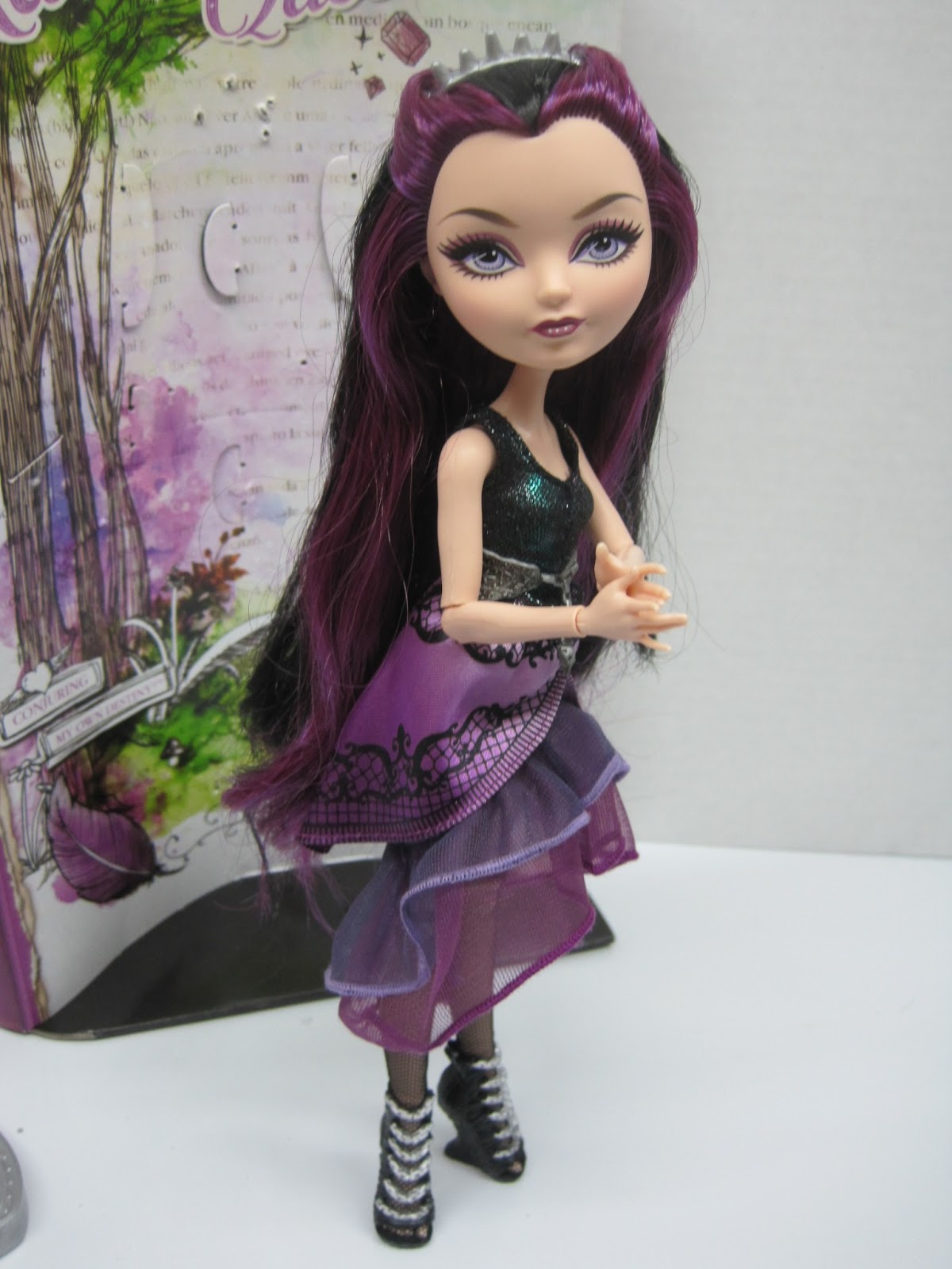 Never Grow Up: A Mom's Guide to Dolls and More: Ever After High Raven ...