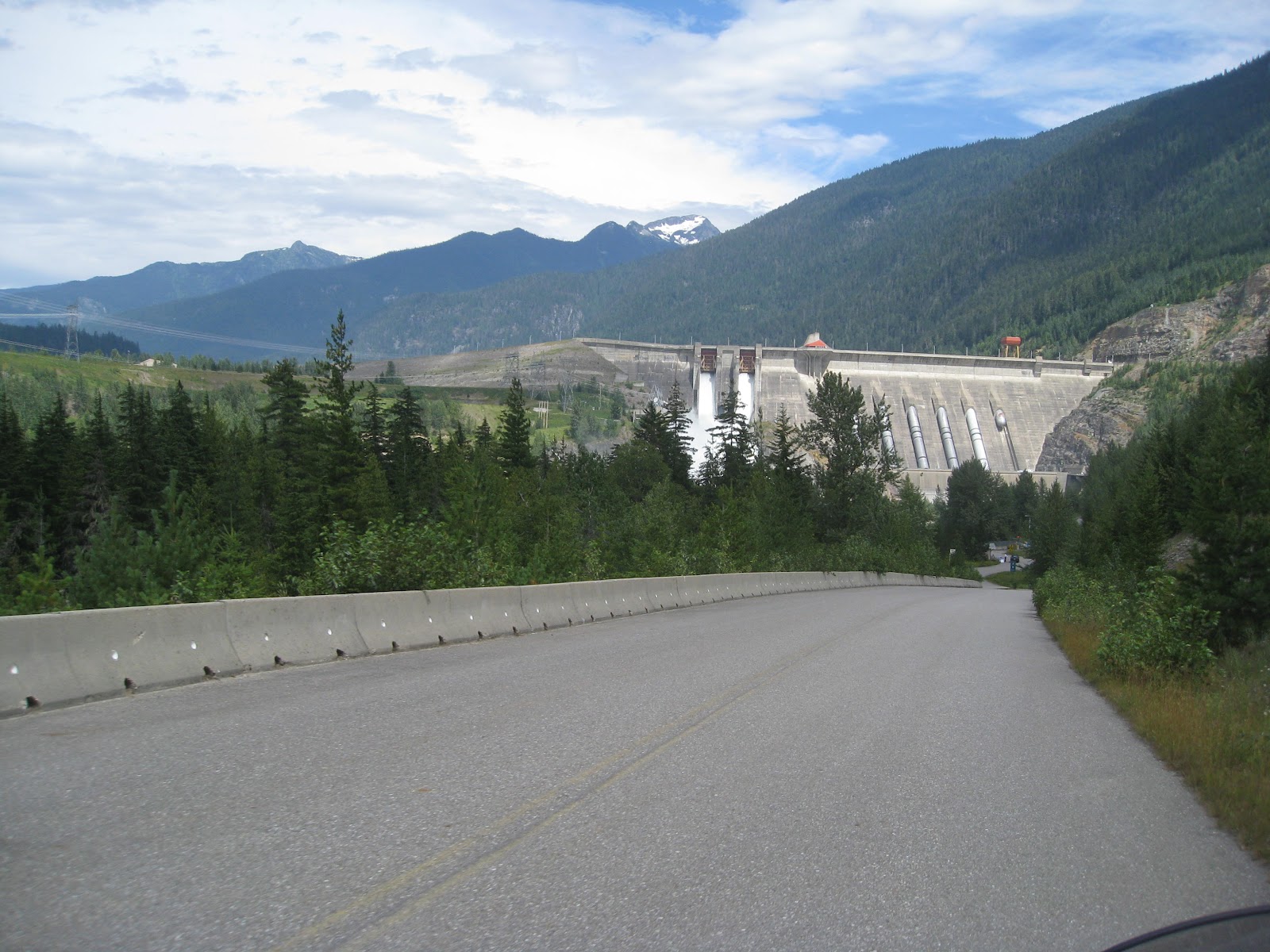 Mountain Mule's Travels Day 4 COLUMBIA RIVER TRIP REVELSTOKE DAM