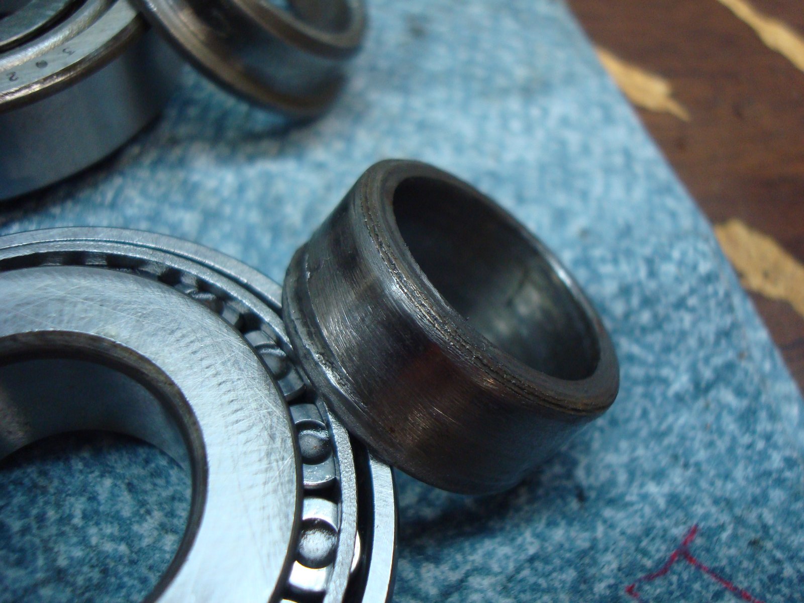 Scottie's BMW Slash Two wheel bearing pop quiz Let's play