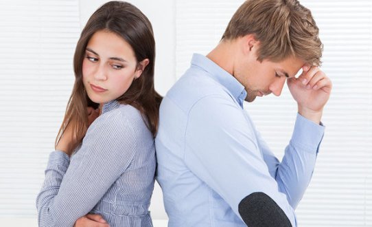 6 Hal yang Membuat Istri Merasa Keberadaanya Dalam Pernikahan Jadi Percuma. Mau Tahu? Ini Diantaranya 6 Hal yang Membuat Istri Merasa Keberadaanya Dalam Pernikahan Jadi Percuma. Mau Tahu? Ini Diantaranya