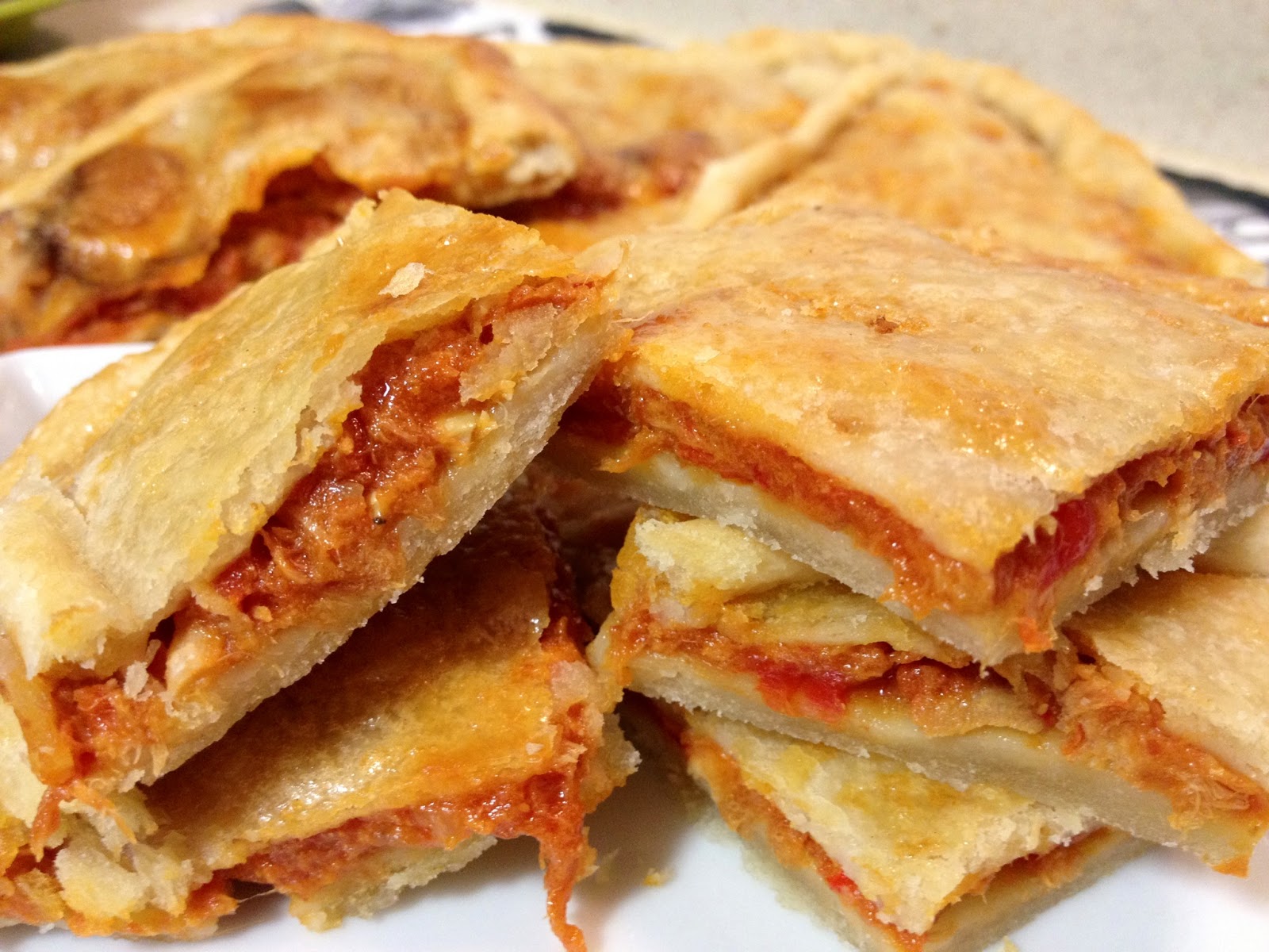 Best empanada de atún near me