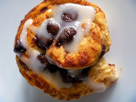 Quick and Easy Chocolate Chip Cinnamon Rolls: Heavenly chocolately breakfast pastries! - Slice of Southern