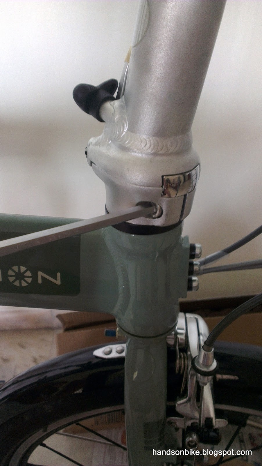 Hands On Bike How to Install LitePro Headset for Dahon Bikes