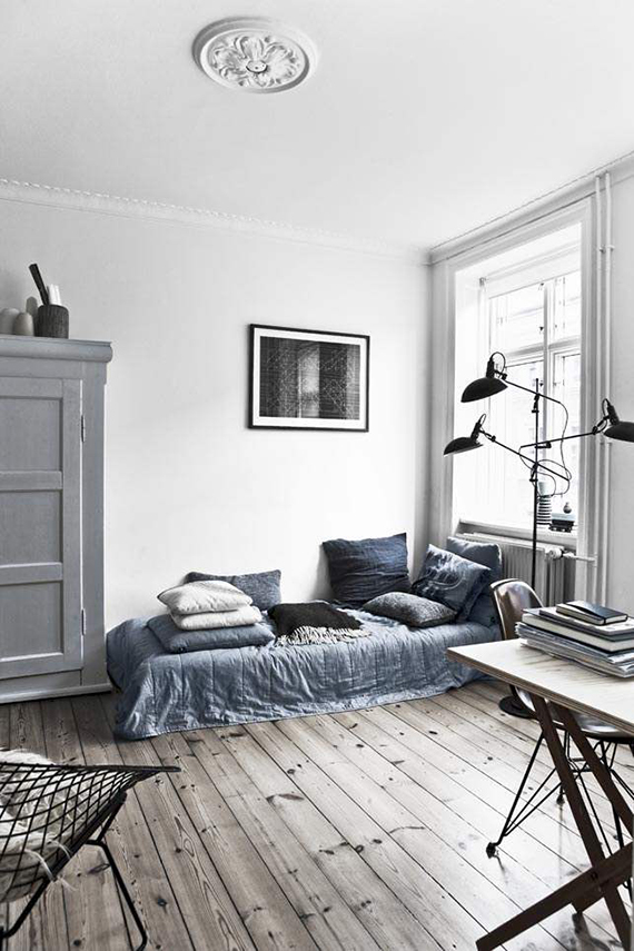 Small cozy scandinavian apartment | Image via Alt
