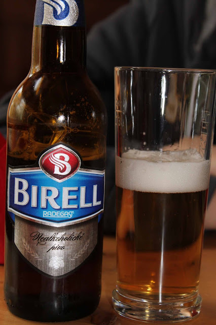 Alkoholitonta olutta Birell