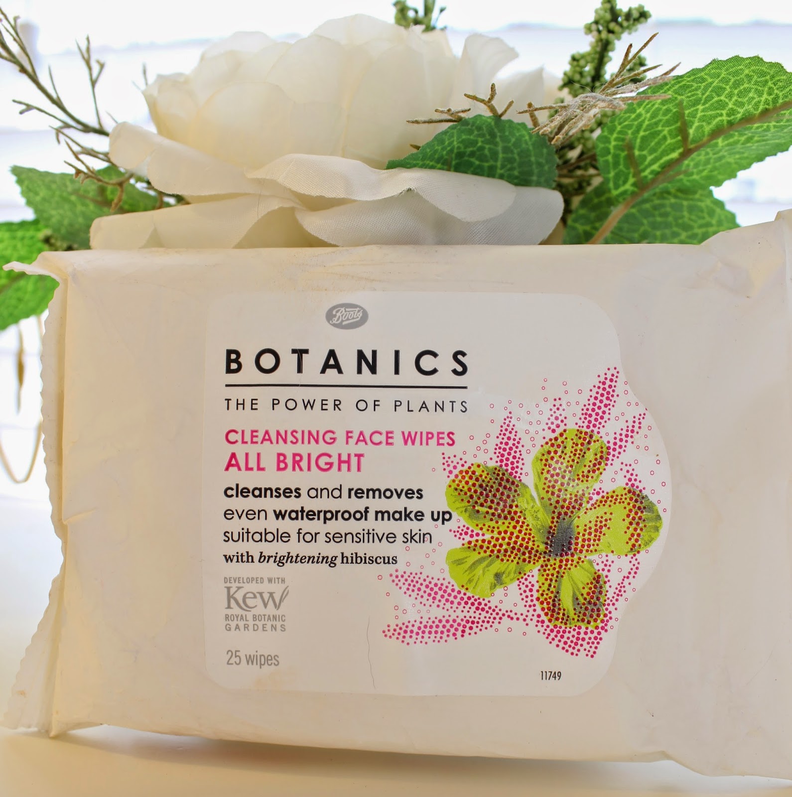 SAM SCHUERMAN Plant Based Skincare ♡ Boots Botanics