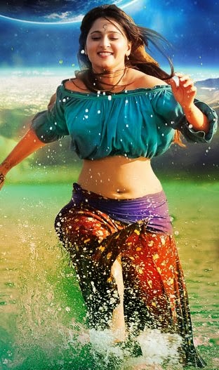 Anushka+Hot+Navel+Stills+in+Varna+Movie+