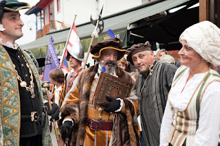 Desembarco-de-carlos-v-en-Tazones-Villaviciosa-Asturias-fotografo-de-eventos-feria-medieval-dacar-turismo-en-Villaviciosa Desembarco-de-carlos-v-en-Tazones-Villaviciosa-Asturias-fotografo-de-eventos-feria-medieval-dacar-turismo-en-Villaviciosa